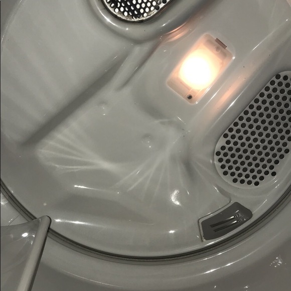 Washer & Dryer - Picture 3 of 5